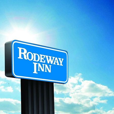 Rodeway Inn Tillmans Corner Bagian luar foto